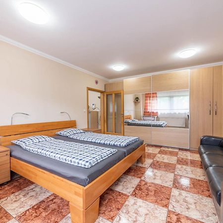 Apartman Blizko Centra Prahy Prag Exteriör bild