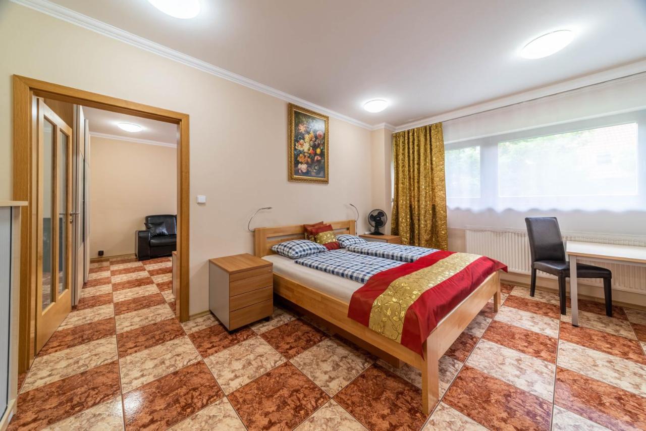Apartman Blizko Centra Prahy Prag Exteriör bild