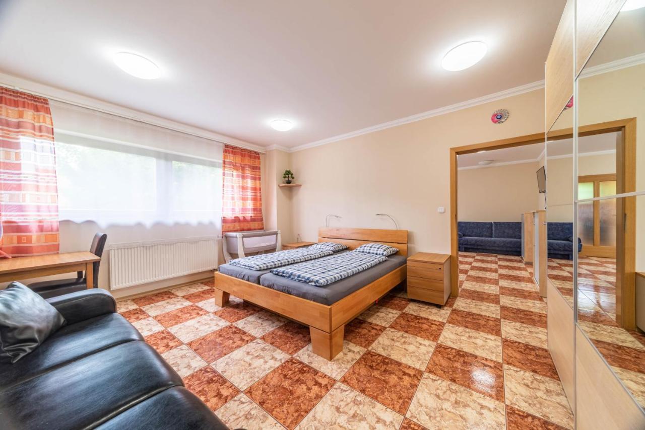 Apartman Blizko Centra Prahy Prag Exteriör bild
